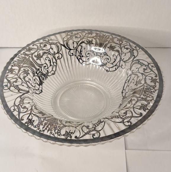 Silver Overlay Serving Bowl.  Round Center Piece.  Just beautiful. - Picture 3 of 8